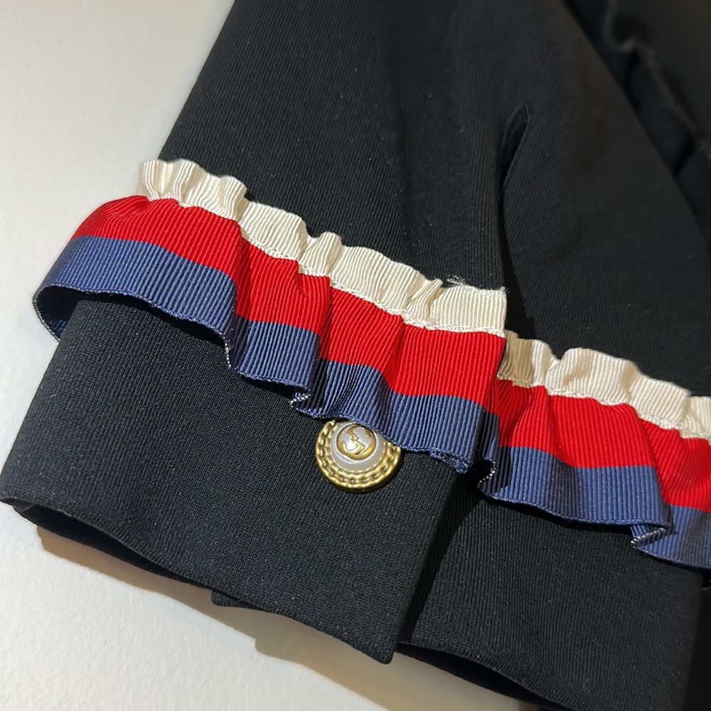 AUTH GUCCI DRESS SZ SMALL - Picture 4 of 7